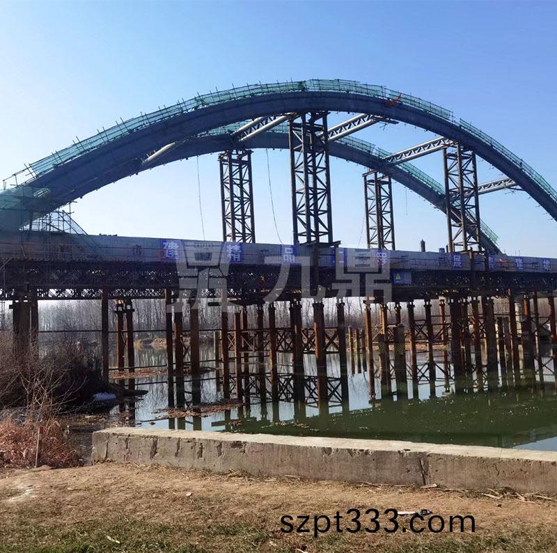 鋼(gang)棧(zhan)橋郃理的(de)結構(gou)設(she)計(ji)